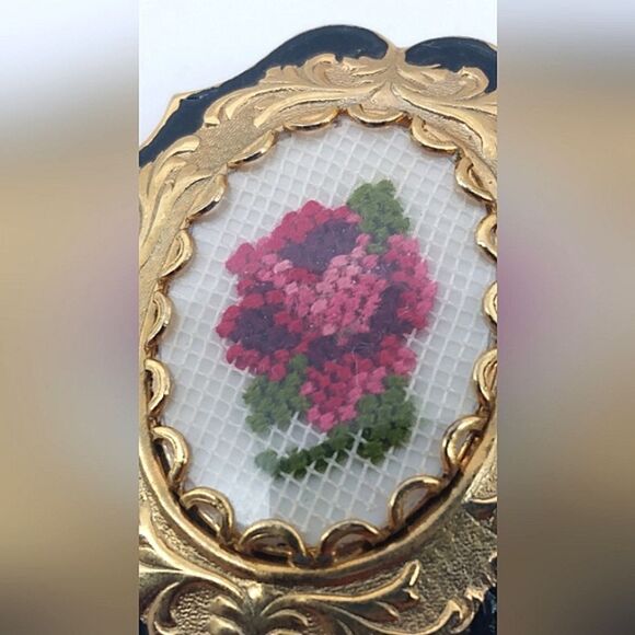 Vintage Floral Brooch with Gold and Black Accents Embroidery Flower - Picture 6 of 9